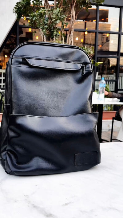 Carbon Fiber Traveller's Laptop Backpack (NO RESTOCKING - Buy before Sells Out)