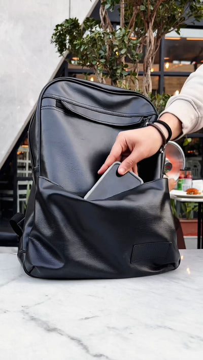 Carbon Fiber Traveller's Laptop Backpack (NO RESTOCKING - Buy before Sells Out)