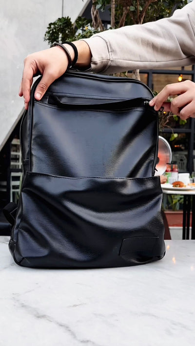 Carbon Fiber Traveller's Laptop Backpack (NO RESTOCKING - Buy before Sells Out)