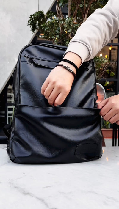 Carbon Fiber Traveller's Laptop Backpack (NO RESTOCKING - Buy before Sells Out)