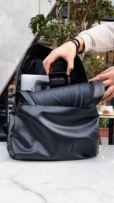 Carbon Fiber Traveller's Laptop Backpack (NO RESTOCKING - Buy before Sells Out)